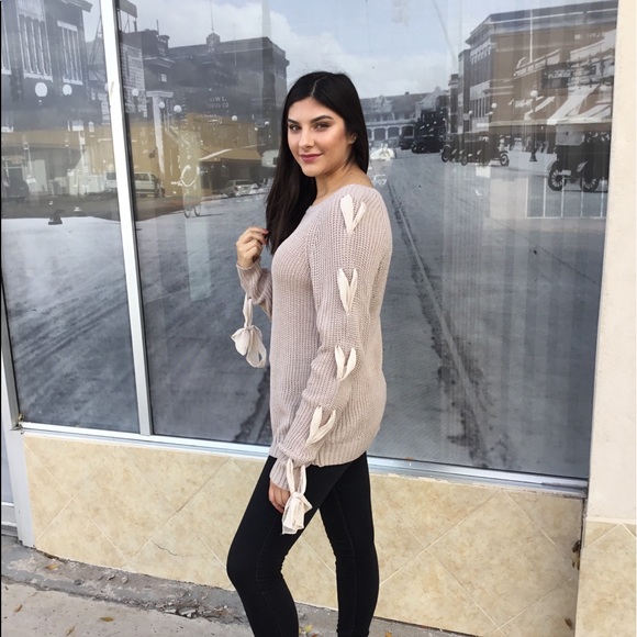 SOLD OUT - Picture 3 of 7